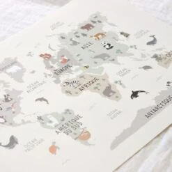 Affiche Carte Du Monde Animaux (42 X 29,7 Cm) -Bébé Rêves Promos Magasin affiche carte du monde animaux 42 x 29 7 cm 4