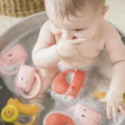 Anneau De Dentition Cyril L'écureuil X Donna Wilson -Bébé Rêves Promos Magasin anneau de dentition cyril l ecureuil x donna wilson 7