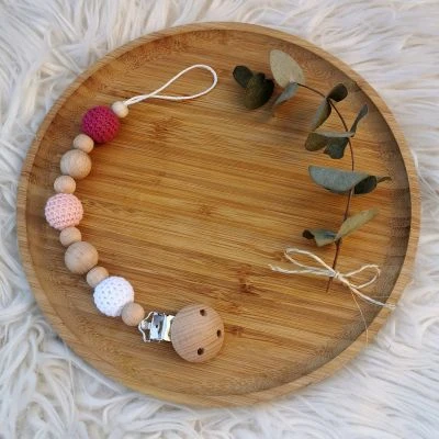 Attache Sucette En Bois Yoyo Rose 2 Attache Sucette En Bois Yoyo Rose – Image 2