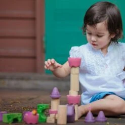 Plan Toys Blocs De Construction Fées (35 Pièces) 10 Plan Toys Blocs De Construction Fées (35 Pièces) -Bébé Rêves Promos Magasin blocs de construction fees 35 pieces 5