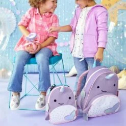 Skip Hop Boîte à Snacks Zoo Narval 11 Skip Hop Boîte à Snacks Zoo Narval -Bébé Rêves Promos Magasin boite a snacks zoo narval 6