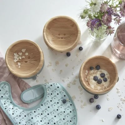 LÄSSIG Bol Ventouse En Bois De Bambou Little Chums Chat 7 LÄSSIG Bol Ventouse En Bois De Bambou Little Chums Chat – Image 7