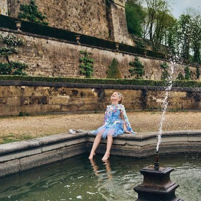 Cape à Sequins Lorelie (5-7 Ans) 5 Cape à Sequins Lorelie (5-7 Ans) – Image 5