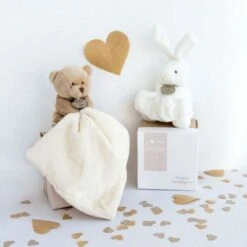 Coffret Doudou Mouchoir Ours (10 Cm) 6 Coffret Doudou Mouchoir Ours (10 Cm) -Bébé Rêves Promos Magasin coffret doudou mouchoir ours 10 cm 3
