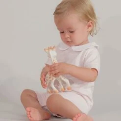 Coffret Sophie'doux Couverture + Sophie La Girafe Il était Une Fois -Bébé Rêves Promos Magasin coffret sophie doux couverture sophie la girafe il etait une fois 4