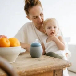 Gourde D'apprentissage Bubble Kaki & Blue Grey (240 Ml) -Bébé Rêves Promos Magasin gourde d apprentissage bubble kaki blue grey 240 ml 5