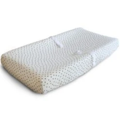 Mushie Housse De Matelas à Langer En Coton Bio Bloom (72 X 48 Cm) 7 Mushie Housse De Matelas à Langer En Coton Bio Bloom (72 X 48 Cm) -Bébé Rêves Promos Magasin housse de matelas a langer en coton bio bloom 72 x 48 cm 3