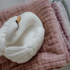 Jouet De Bain Grand Cygne -Bébé Rêves Promos Magasin jouet de bain grand cygne 3