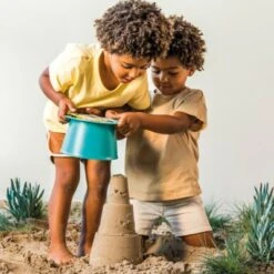 Quut Jouet De Plage Tour Alto Bleu Lagon Et Moutarde 7 Quut Jouet De Plage Tour Alto Bleu Lagon Et Moutarde -Bébé Rêves Promos Magasin jouet de plage tour alto bleu lagon et moutarde 4