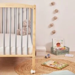 Lit à Barreaux En Bois Rémi Hybride Bleu Gris (60 X 120 Cm) -Bébé Rêves Promos Magasin lit a barreaux en bois remi hybride bleu gris 60 x 120 cm 6