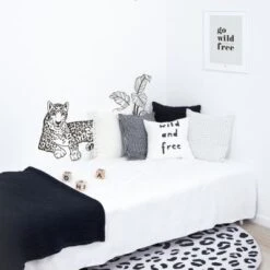 Lot De 2 Affiches Léopard Stay Wild & Free (30 X 40 Cm) -Bébé Rêves Promos Magasin lot de 2 affiches leopard stay wild free 30 x 40 cm 4