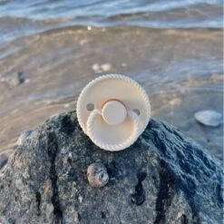 Lot De 2 Sucettes En Latex Rope Cream/Sage (0-6 Mois) -Bébé Rêves Promos Magasin lot de 2 sucettes en latex rope cream sage 0 6 mois 6