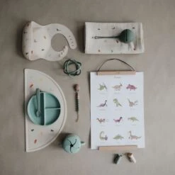 Mushie Maxi Lange En Coton Bio Dinosaure (120 X 120 Cm) -Bébé Rêves Promos Magasin maxi lange en coton bio dinosaure 120 x 120 cm 8