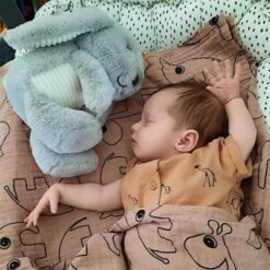 FLOW Peluche Bruit Blanc Milo Le Lapin Gris -Bébé Rêves Promos Magasin peluche bruit blanc milo le lapin gris 5