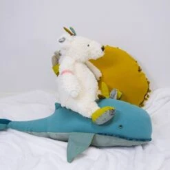 Moulin Roty Peluche Géante Baleine Joséphine Le Voyage D'Olga (60 Cm) -Bébé Rêves Promos Magasin peluche geante baleine josephine le voyage d olga 60 cm 4