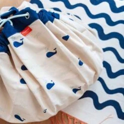 Play&Go Sac à Jouets 2 En 1 Printed Colors Baleine -Bébé Rêves Promos Magasin sac a jouets 2 en 1 printed colors baleine 5