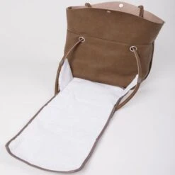 Sac à Langer Multifonctions Lea's Bag En Cuir Vegan -Bébé Rêves Promos Magasin sac a langer multifonctions lea s bag en cuir vegan 5