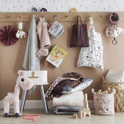 Done By Deer Spirale D'activités Elphee L'éléphant Rose 2 Done By Deer Spirale D'activités Elphee L'éléphant Rose – Image 2