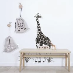 Sticker Mural Girafe (42 X 111 Cm) -Bébé Rêves Promos Magasin sticker mural girafe 42 x 111 cm 3