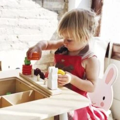 Tender Leaf Table Enfant En Bois Forêt -Bébé Rêves Promos Magasin table enfant en bois foret 4