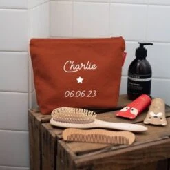 Trousse De Toilette Terracotta (personnalisable) -Bébé Rêves Promos Magasin trousse de toilette terracotta personnalisable 4