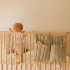 Lorena Canals Vide Poche à Suspendre Bamboo Olive (40 X 50 Cm) -Bébé Rêves Promos Magasin vide poche a suspendre bamboo olive 40 x 50 cm 7